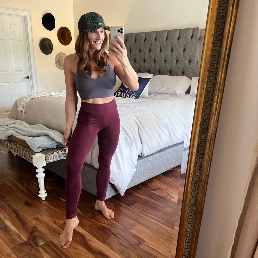 Celestial Bodiez booty scrunch leggings with pockets - burgundy - size small